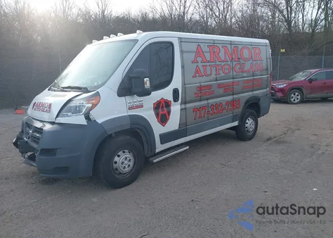 2017 Ram Promaster 1500 Low Roof 136 Wb z USA, uszkodzony, nr VIN 3C6TRVAG5HE531555